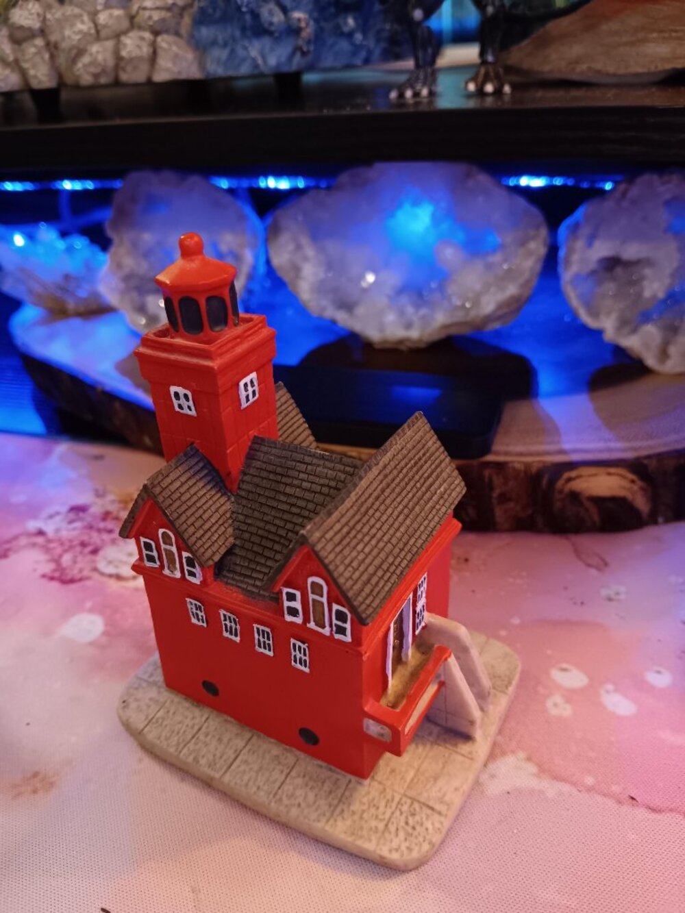 Holland Harbor MI Lighthouse Figurine MINT! LQQK!!